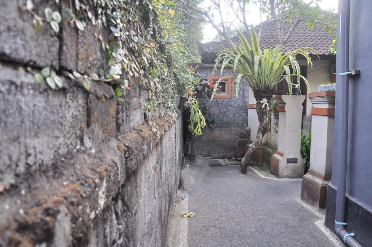 Dunung Sari Homestay Убуд Экстерьер фото
