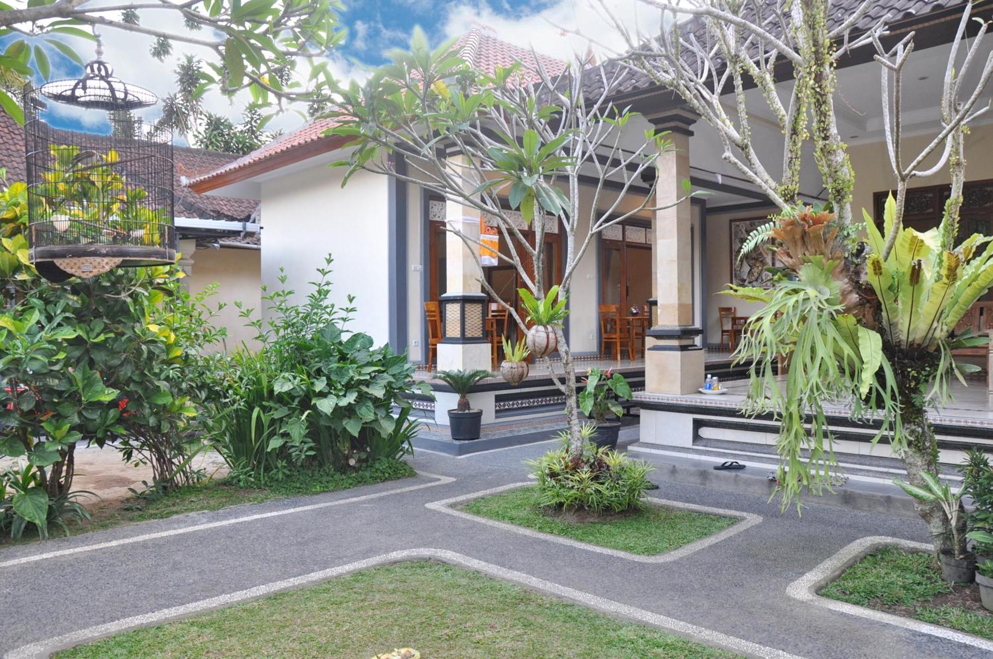 Dunung Sari Homestay Убуд Экстерьер фото